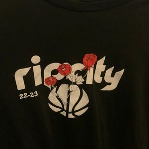 Trailblazers basketball shirt on opening night 2022